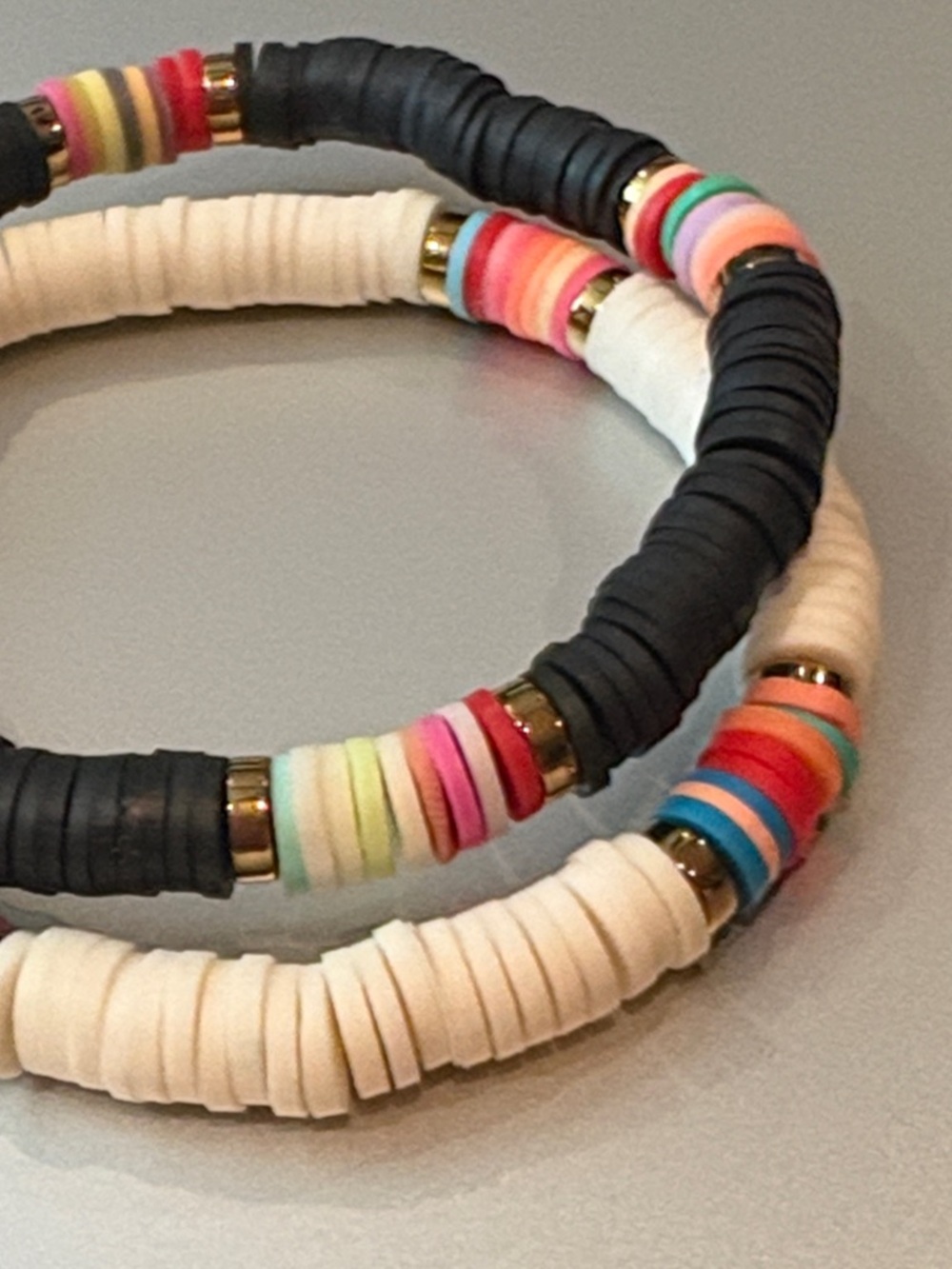 Stackable Black and White Disc Bead Bracelet Set Multicolor Accents Festival 7” - Picture 2 of 4